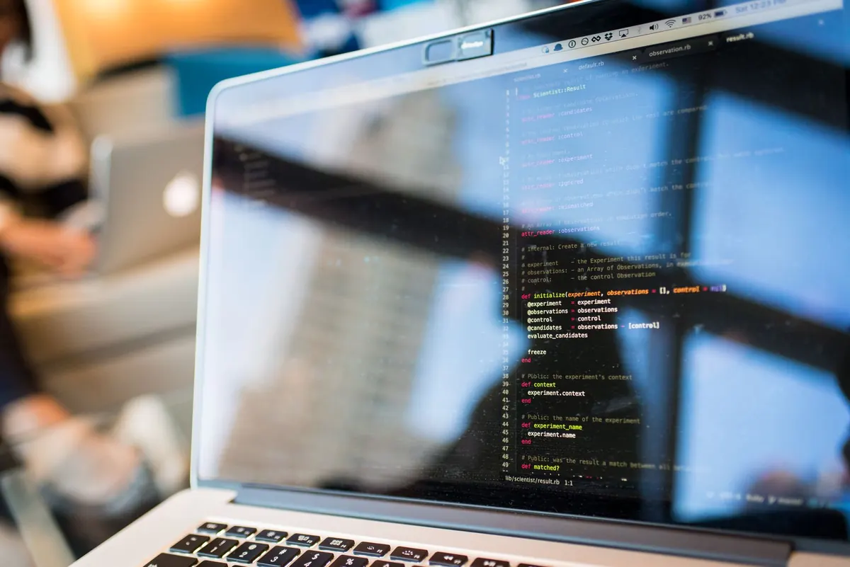 Bitdefender vs Malwarebytes: Which Antimalware Tool Wins in 2025?